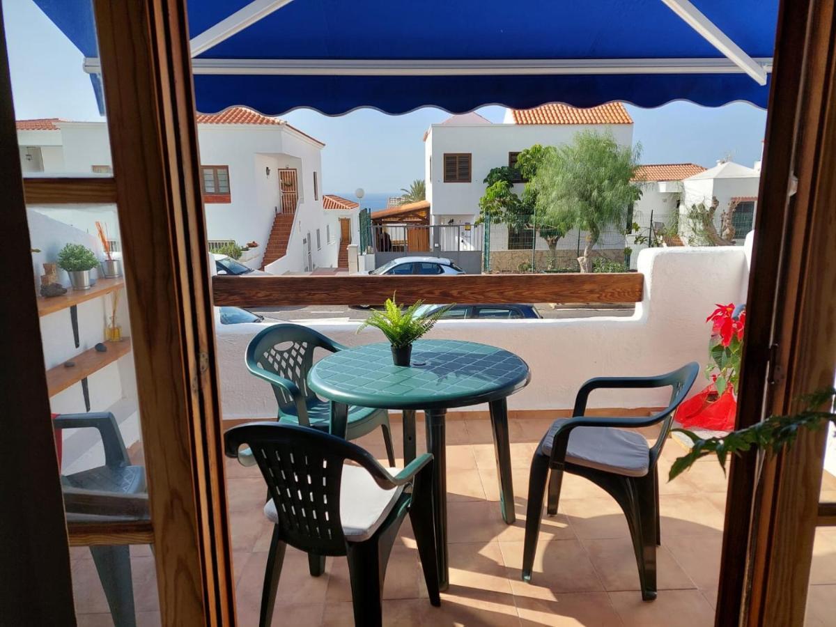 Pool & View Christianos Apartment Los Cristianos  Exterior photo